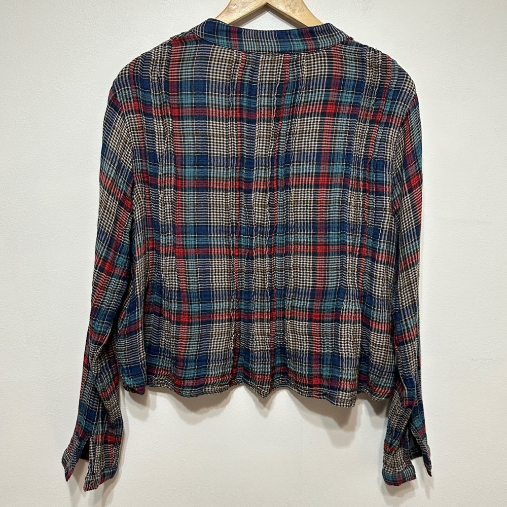 NATURAL LIFE Plaid Pullover Blouse in Navy, Red, Cream - Picture 9 of 9